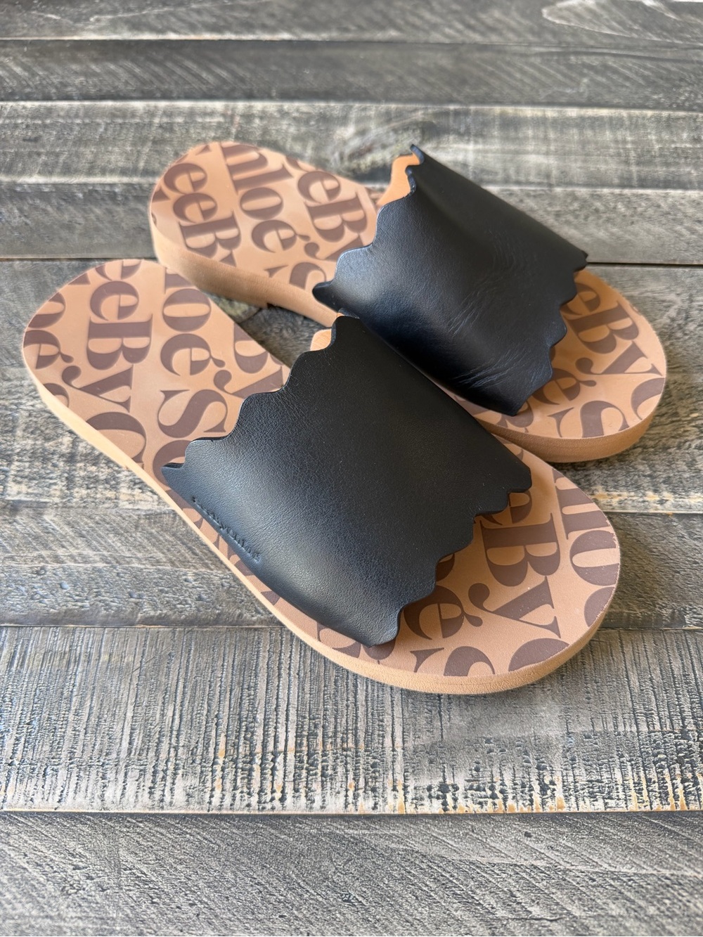 See by Chloe Essie scalloped leather slide - Picture 9 of 9